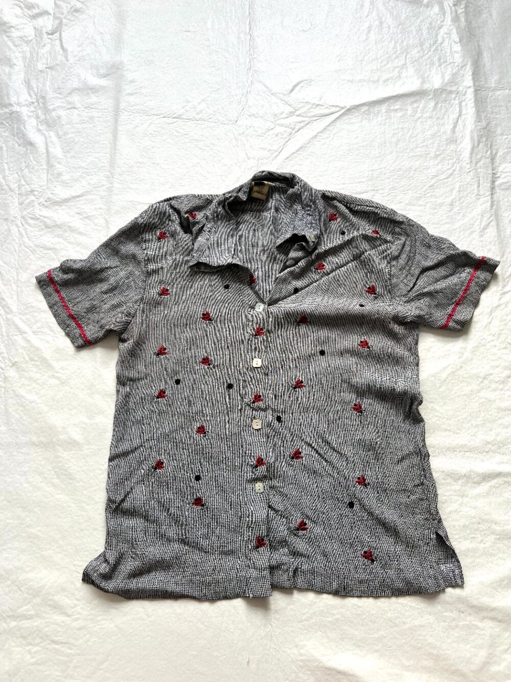 Vintage 90s shirt lady bugs Medium top button front short sleeve black white